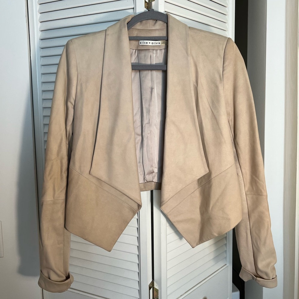Alice & Olivia cream blazer size s